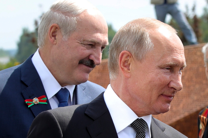 putin e lukashenko - SettimanaNews