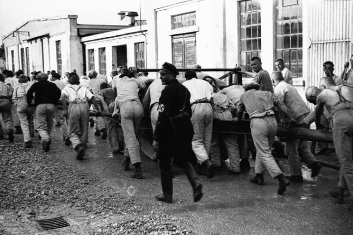 Dachau, lavori forzati